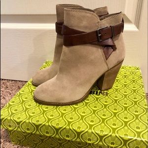 Gianni Bini - Ankle booties